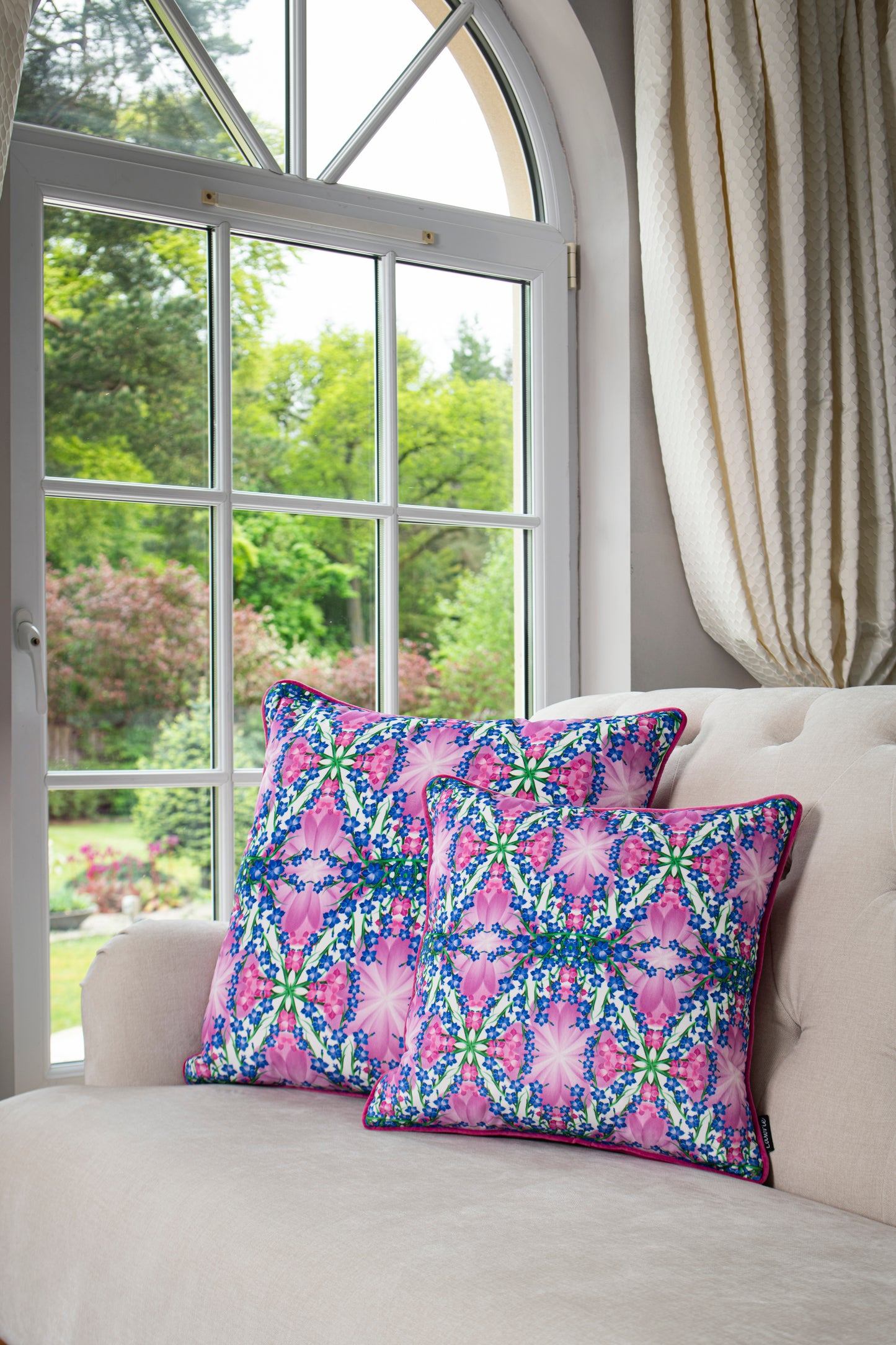 Botanical Bliss - Velvet Cushion